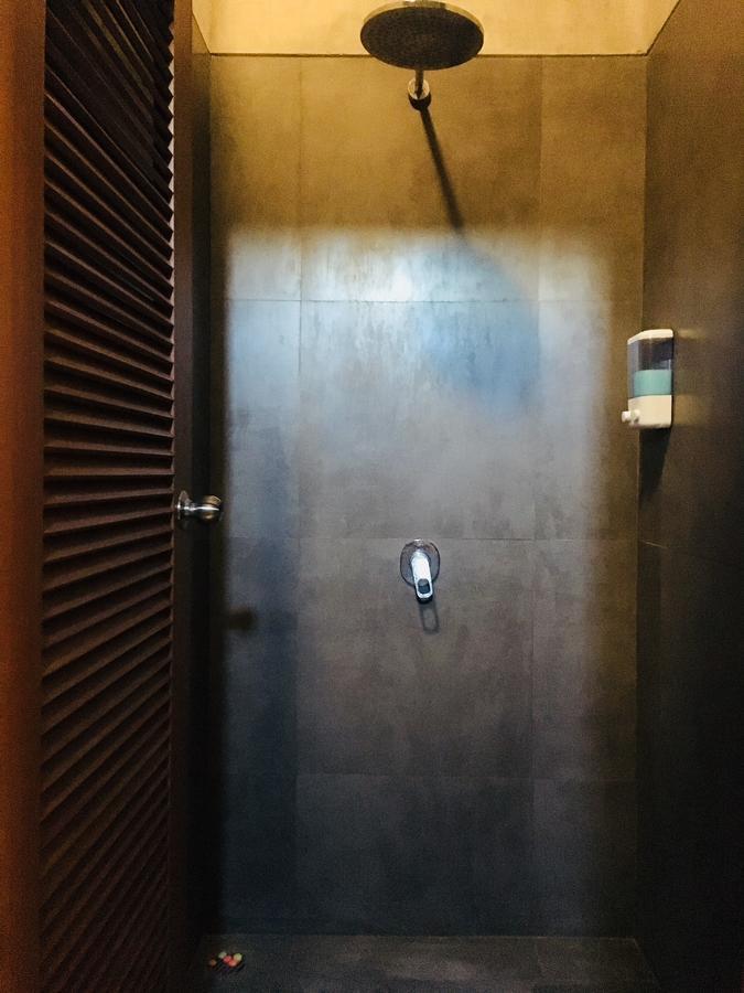 The Escape Hostel Canggu  Luaran gambar