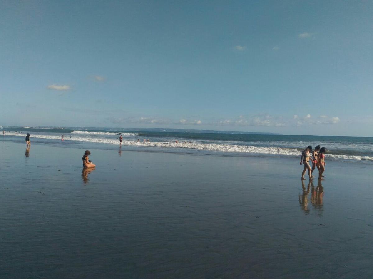 The Escape Hostel Canggu  Luaran gambar